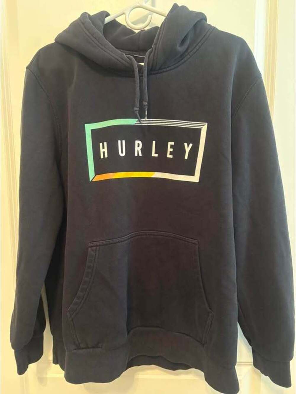 Hurley Men’s Pullover Hoodie Black Multicolor Logo Graphic Sweatshirt